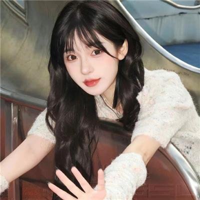 无情何必怨相逢